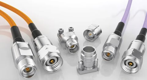 資訊圖 - Samtec 18GHz至110 GHz射頻互連解決方案